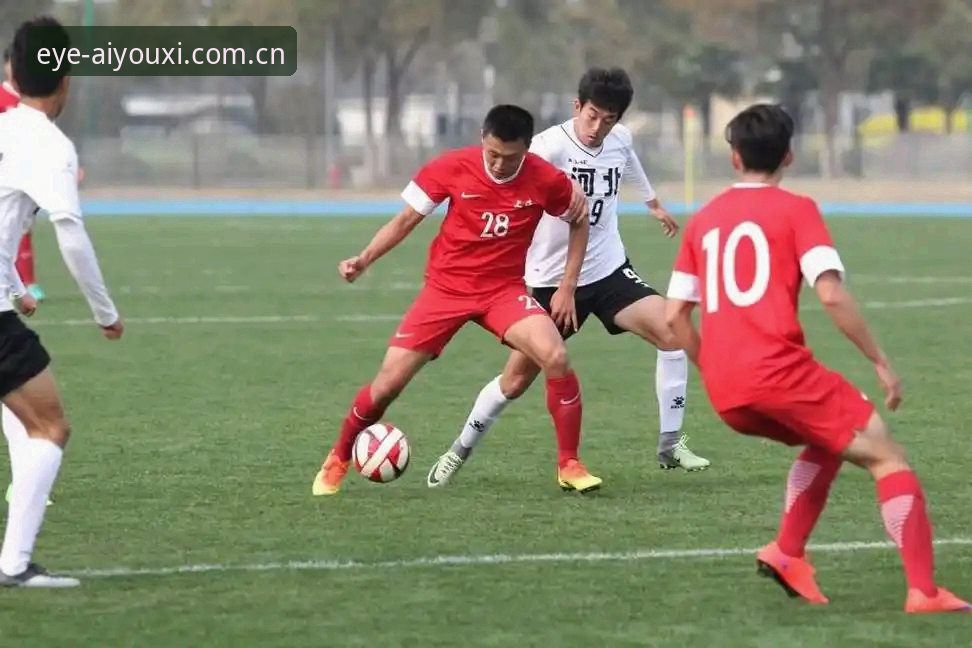 终身禁足vs五年禁赛：爱游戏体育盘口对比对比中的足球治理风向